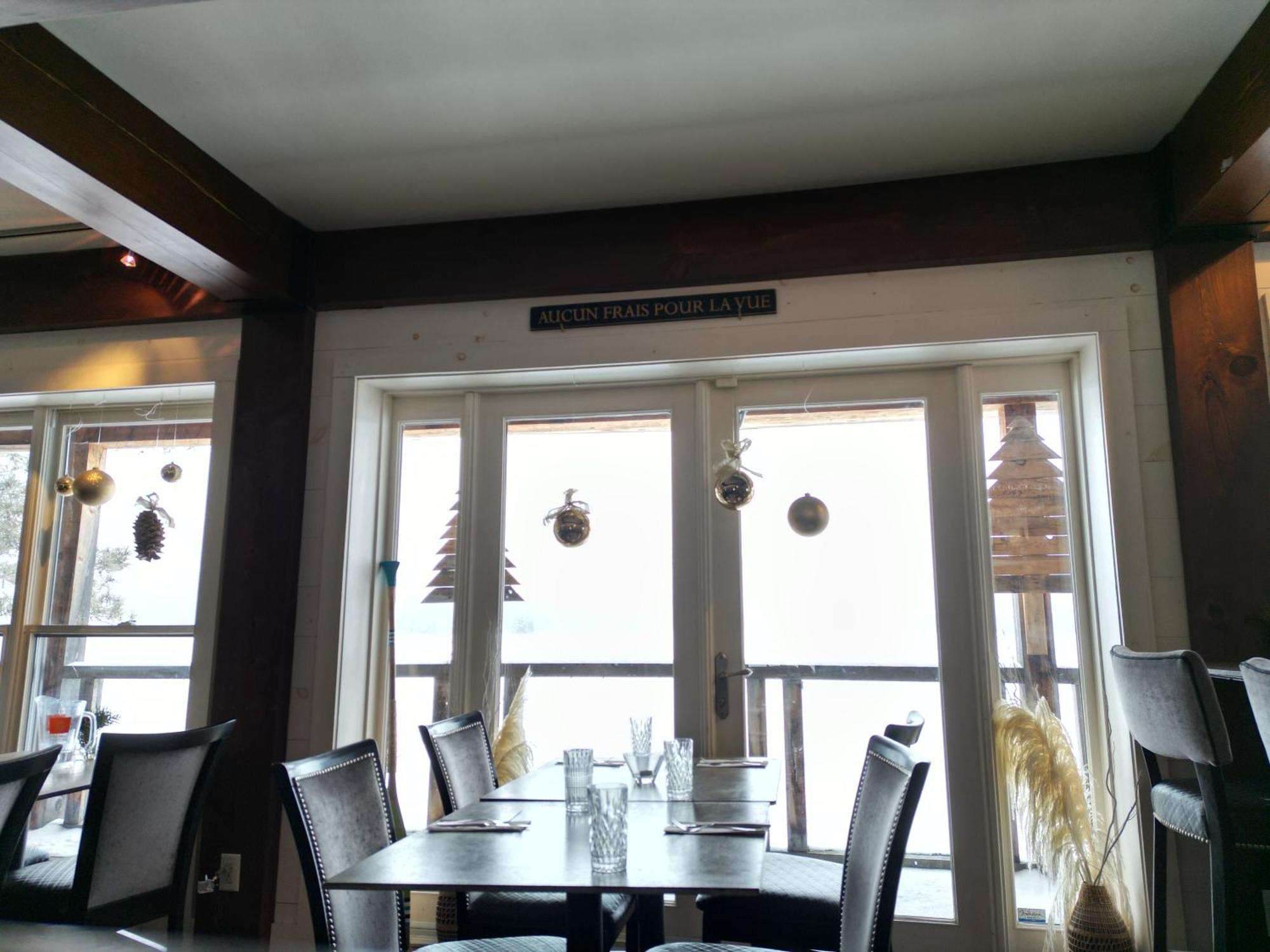 Escapade Bonheur Apartment ลัค-ซุแปร์ริเออร์ ภายนอก รูปภาพ